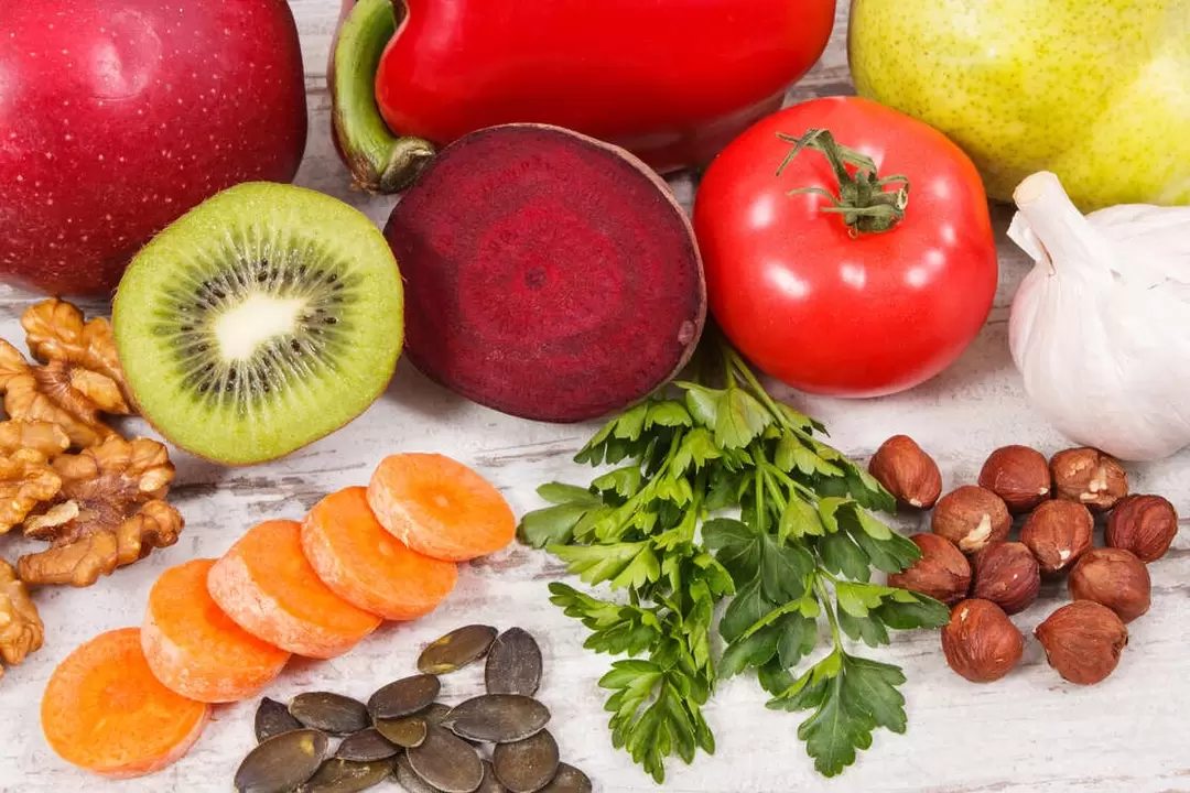The diet of gout patients includes a variety of fruits and vegetables